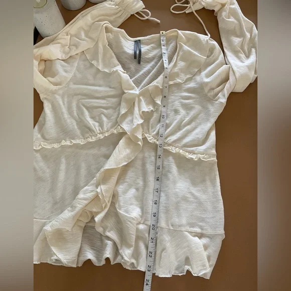Anthropologie Cream Ruffled V-Neck Long Sleeve Blouse - Picture 8 of 9